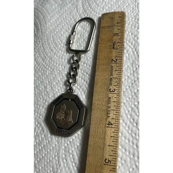 London Spinner Keychain England Souvenir City Sights Spinning Center Keyring - Picture 10 of 12